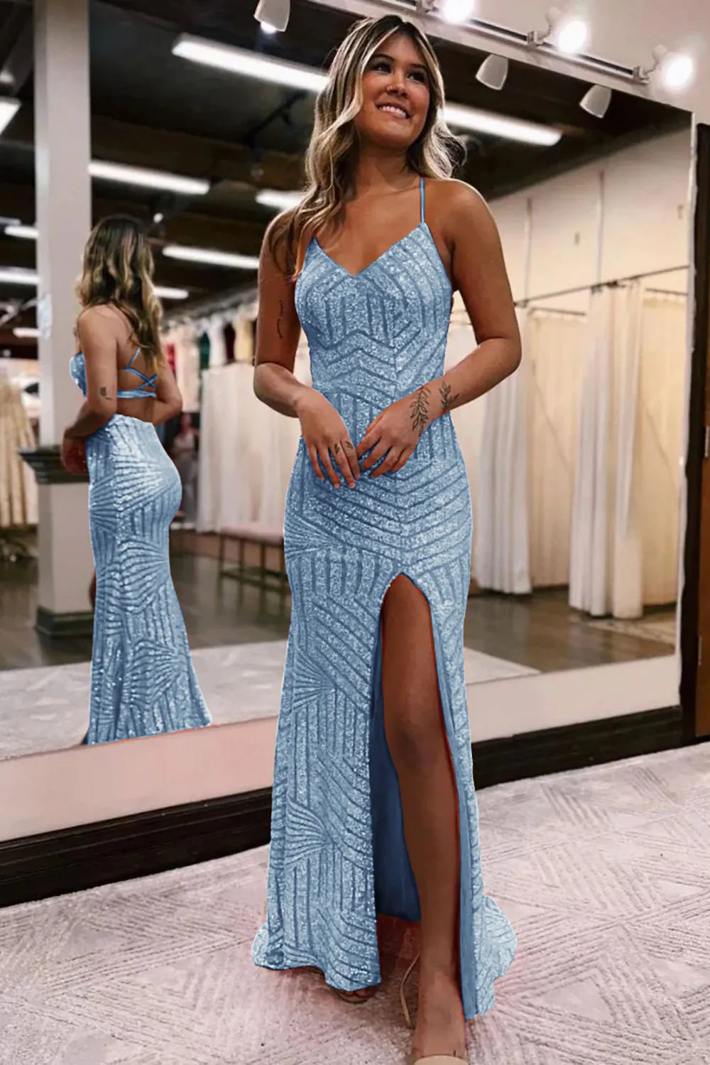 Langes Ball- und Partykleid mit glitzernden Pailletten und Schlitz