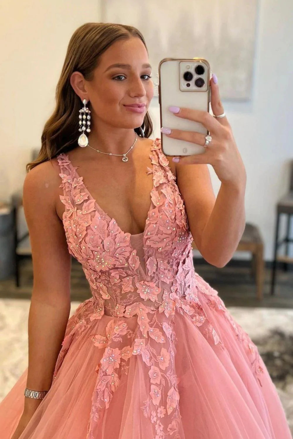 Prinzessin A-Linie V-Ausschnitt Rosa Langes Ballkleid mit Applikationen