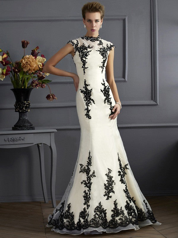 Mermaid Organza High Neck Short Sleeves Sweep/Brush Train With Applique Mother of the Bride Dresses