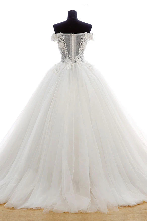 Vestido de novia largo de tul con apliques de encaje y hombros descubiertos