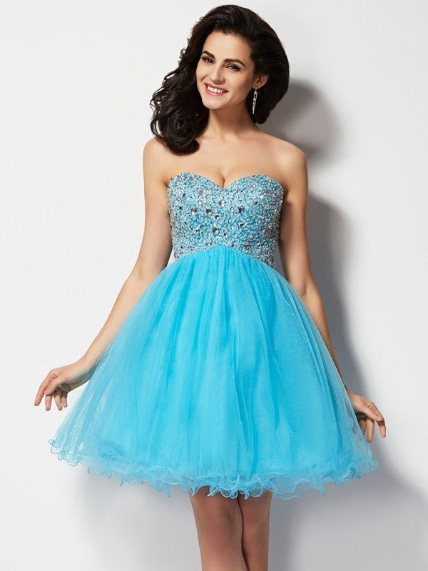 Vestidos de fiesta de tul con cuentas, cortos, sin mangas, corte princesa/escote en forma de corazón
