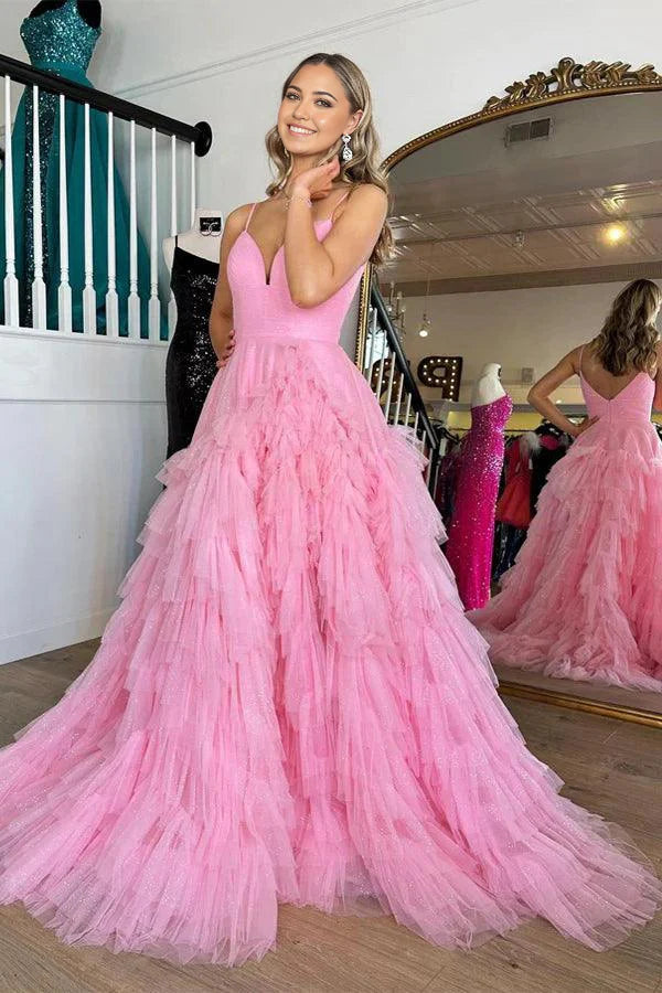 A-Linie, V-Ausschnitt, gestuftes, langes rosa Ballkleid mit Rüschen