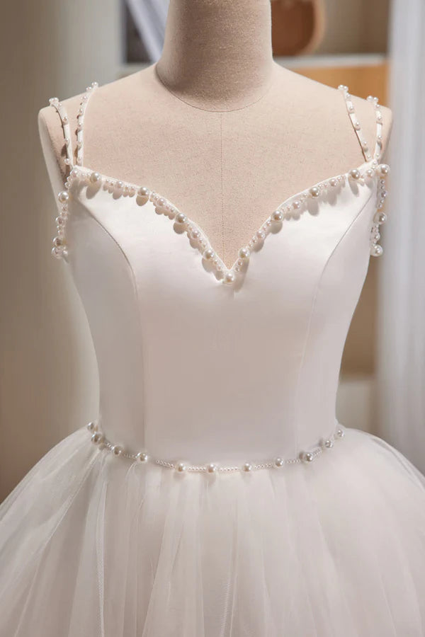 Vestidos de fiesta cortos de tul con tirantes finos y corte A