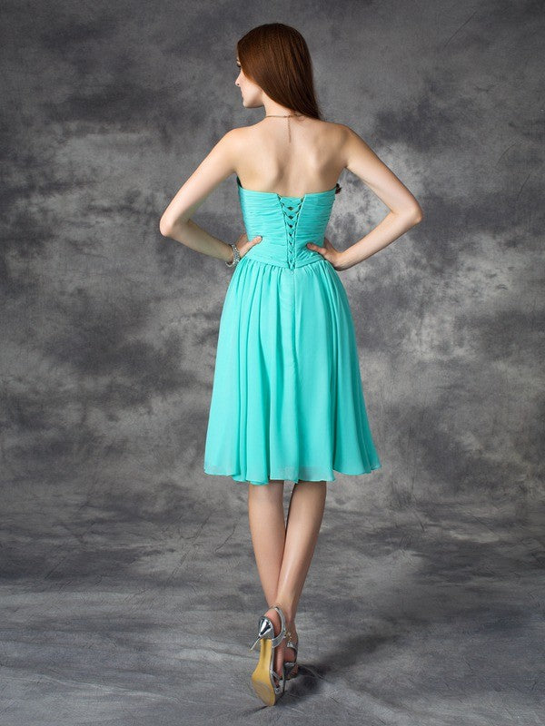 A-line/Princess Sweetheart Ruffles Sleeveless Short Chiffon Dresses