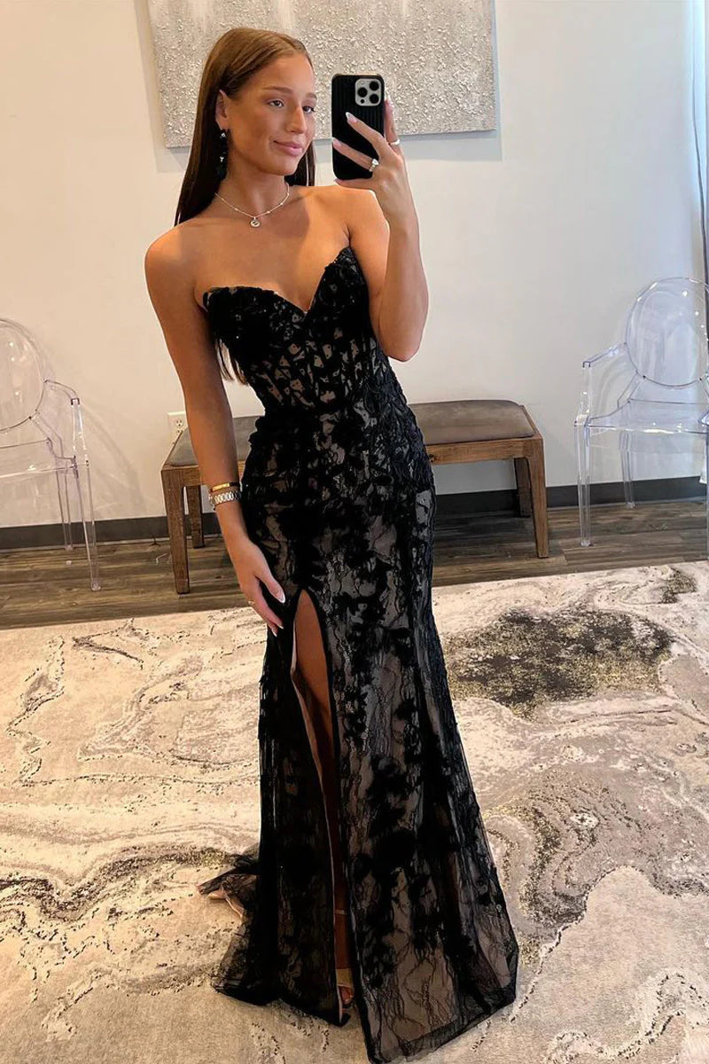 Vestido de fiesta de encaje sin tirantes de sirena con abertura