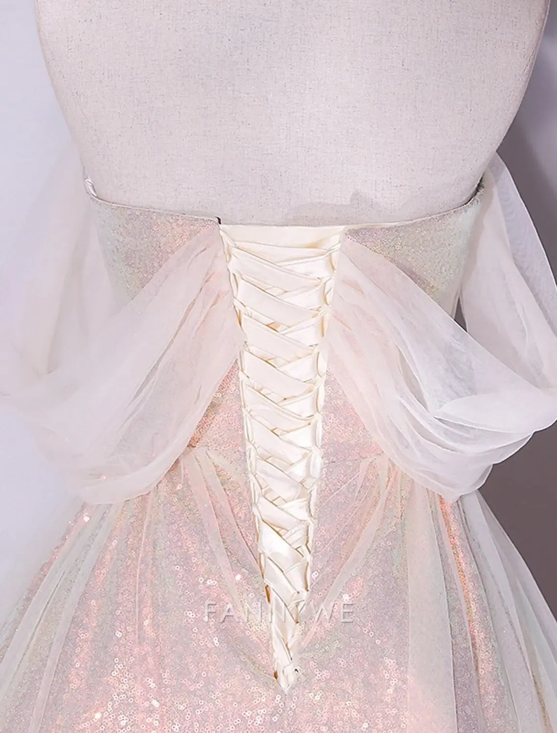FannyWe Simple A-Line Prom Dresses Elegant Dress Formal Masquerade Floor Length Short Sleeve Square Neck Tulle with Glitter