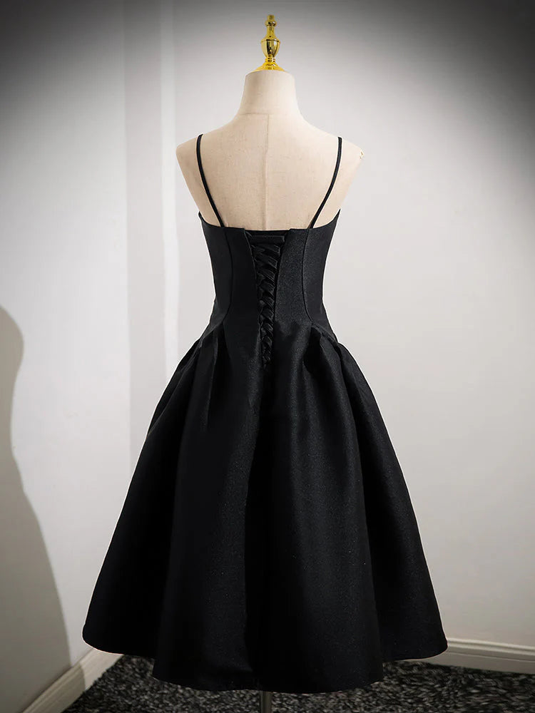 Vestido de fiesta corto de satén con corte A