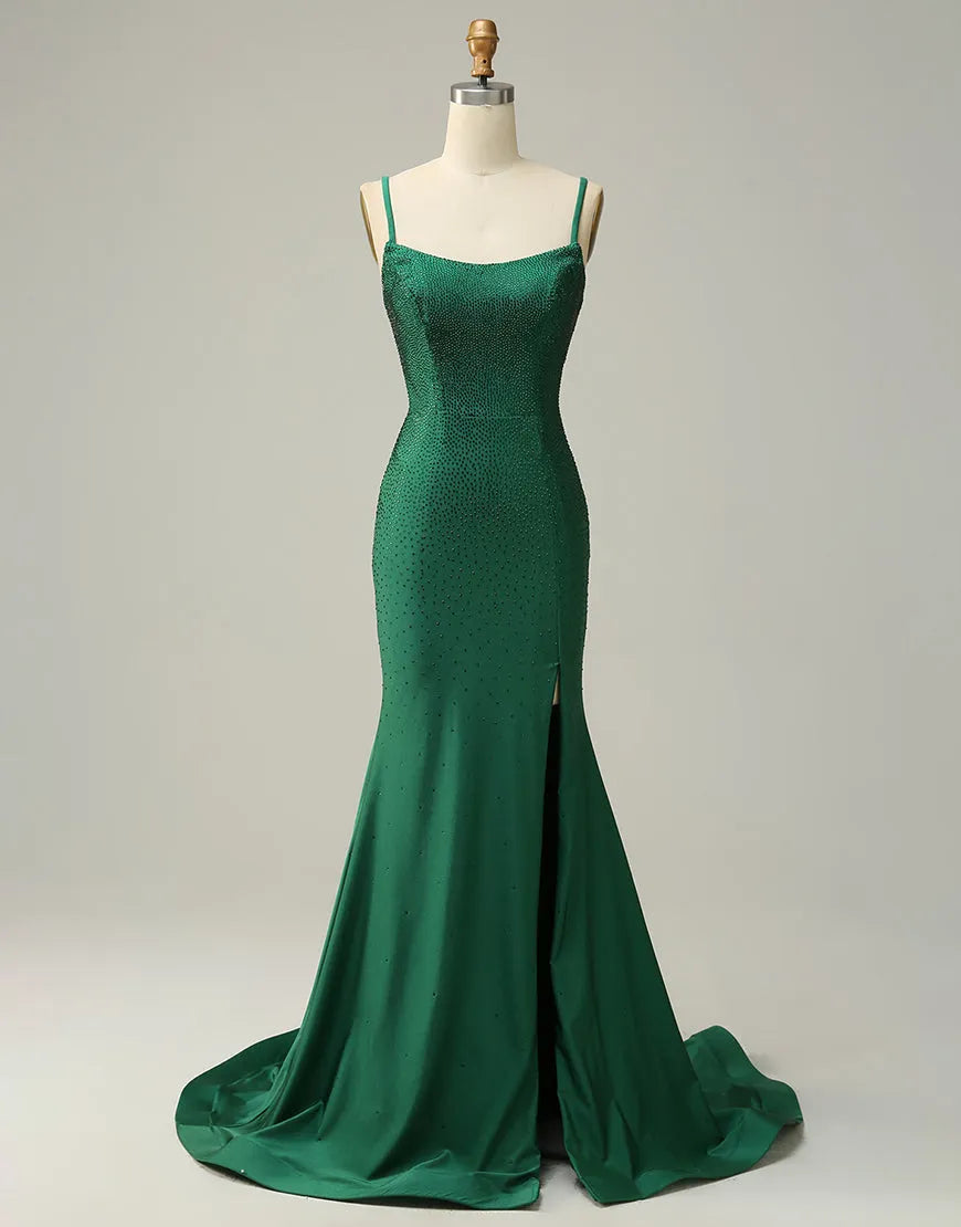 A-Linien-Ballkleid mit Spaghettiträgern und Korsettrücken und Schlitz