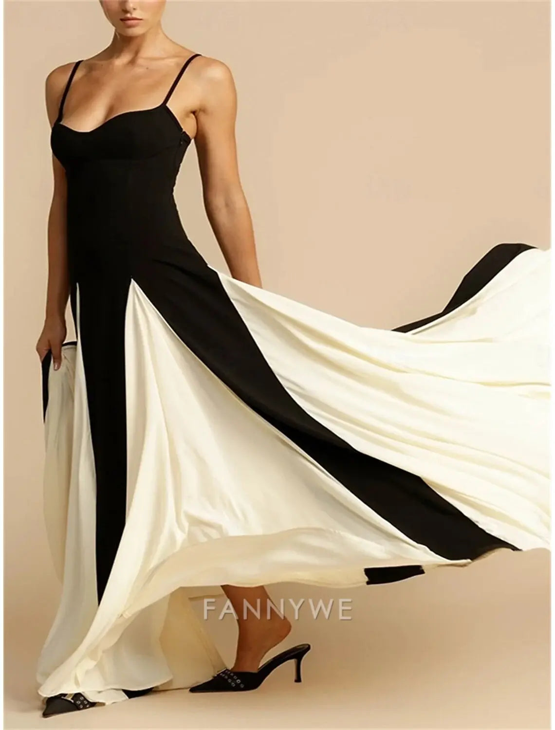 FannyWe Vestidos de quinceañera sencillos de corte A, vestido elegante para boda, para invitados de boda, largo hasta el suelo, sin mangas, tirantes finos, poliéster, sin espalda y con pliegues
