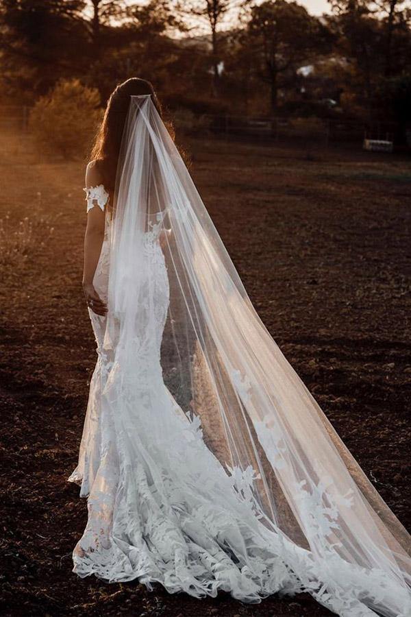 Mermaid Tulle Off The Wedding Dresses Shoulder With Applique Sweep Train