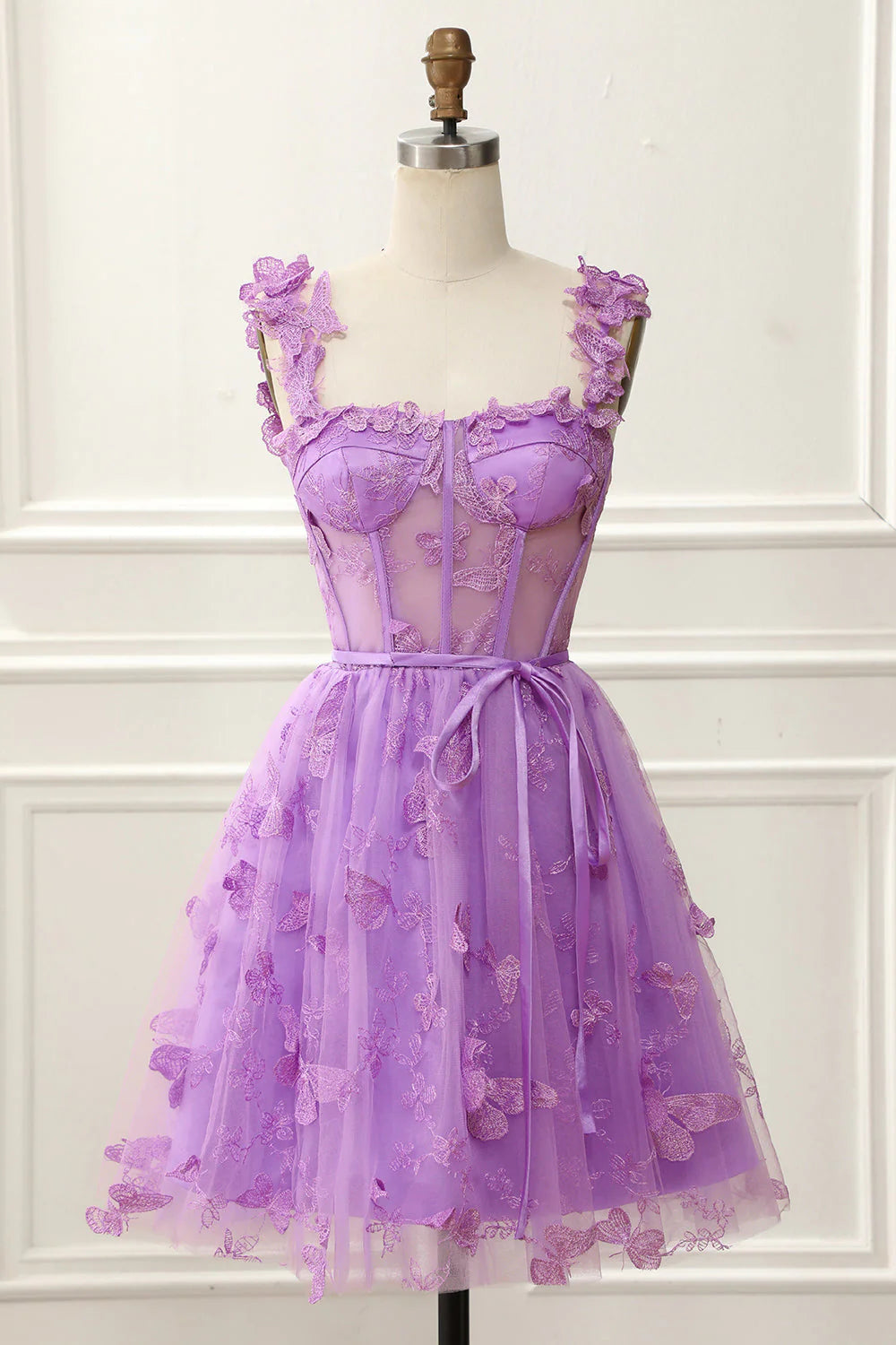 Vestidos de fiesta cortos/mini con tirantes finos y corte en A de tul con diseño de mariposa