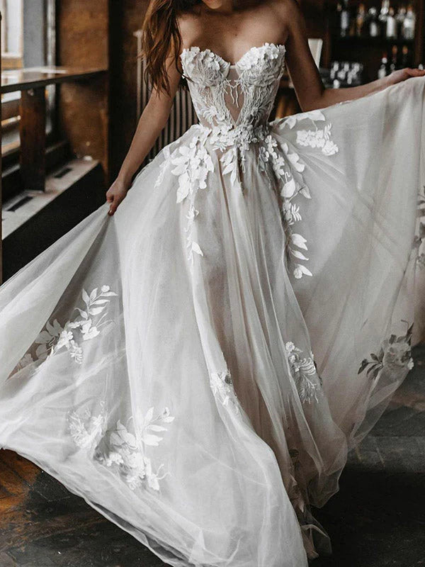 A Line Tulle With Applique Wedding Dresses