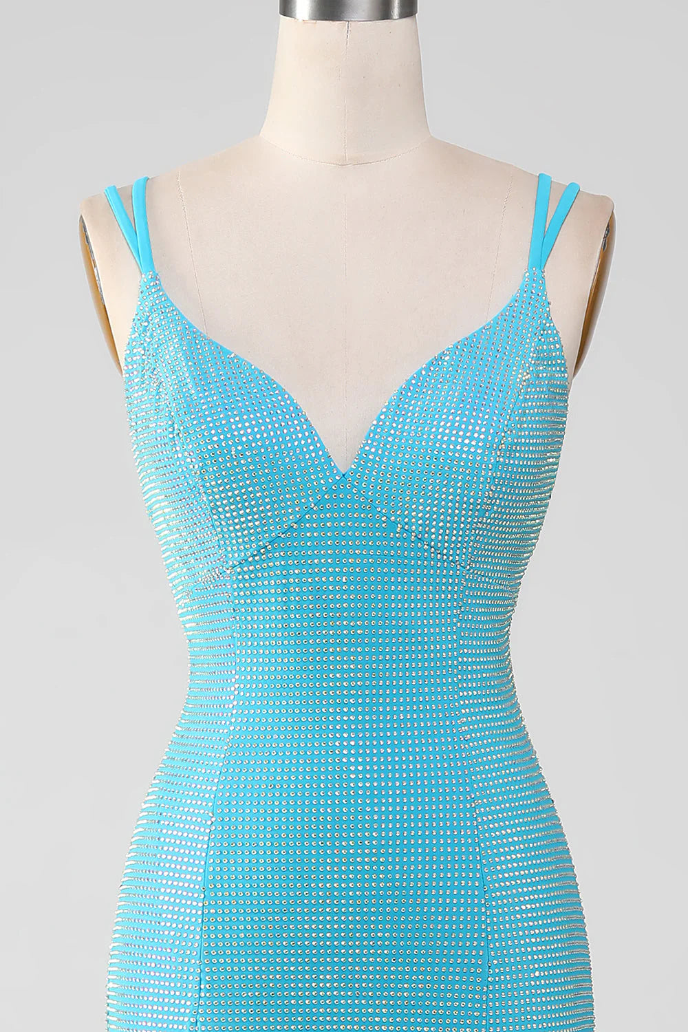 Funkelndes, türkisfarbenes Meerjungfrau-Abendkleid mit Spaghettiträgern und Perlenbesatz