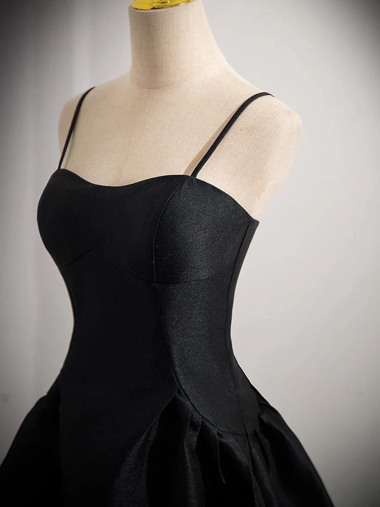 Vestido de fiesta corto de satén con corte A