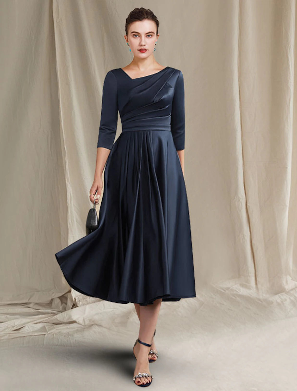 A-Linien-Kleid für die Brautmutter, elegant, U-Boot-Ausschnitt, V-Ausschnitt, knielang, Satin, halbe Ärmel mit Falten, gerüscht
