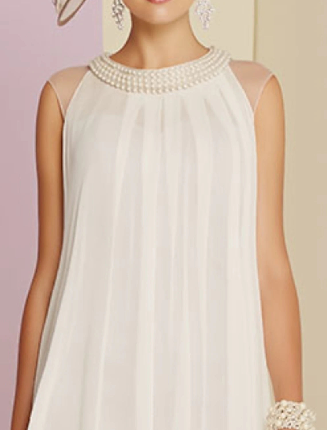 Etuikleid/Säulenkleid für die Brautmutter, Hochzeitsgast, elegant, Rundhalsausschnitt, knielang, Chiffon, ärmellos, mit Falten, Perlenstickerei
