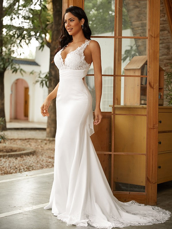Vestidos de novia con escote en V, sin mangas, de crepé elástico, con cola larga y corte tubo/columna