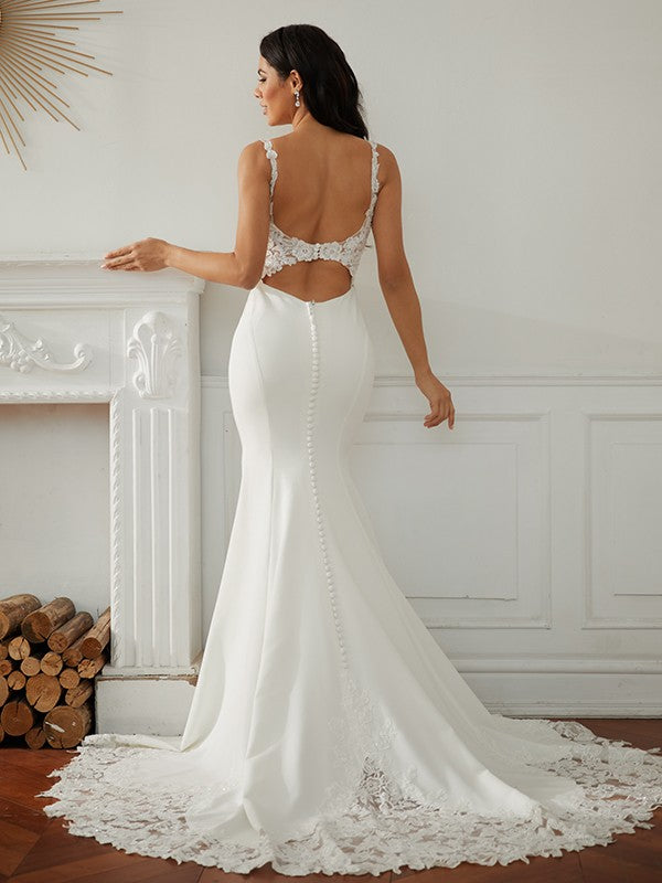 Vestidos de novia con escote en V, sin mangas, de crepé elástico, con cola larga y corte tubo/columna