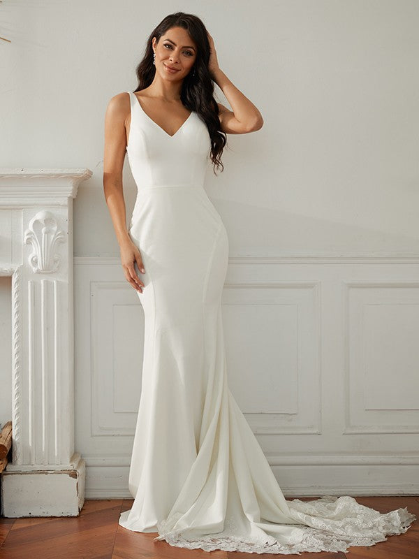 Vestidos de novia con escote en V, sin mangas, de crepé elástico, con cola larga y corte tubo/columna