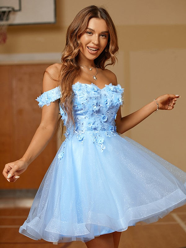 Vestidos cortos/mini sin mangas con apliques de tul y hombros descubiertos de corte A/princesa