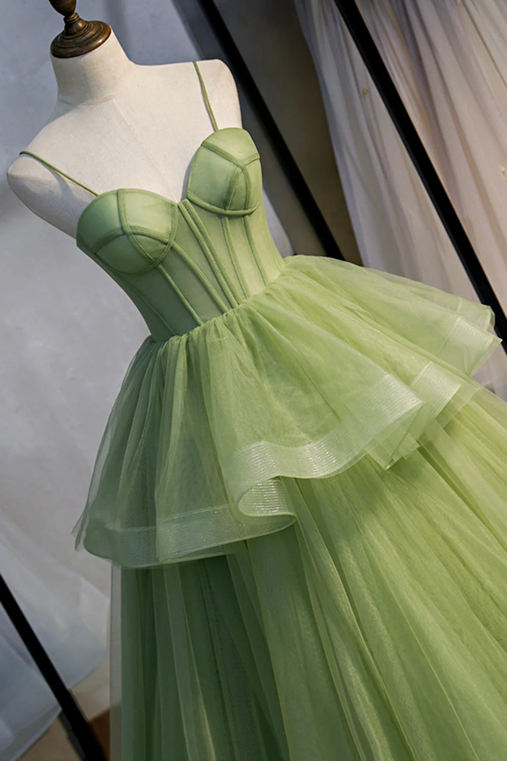 A-Line Beautiful Sweetheart Tulle Long Evening Graduation Dress Prom Dress