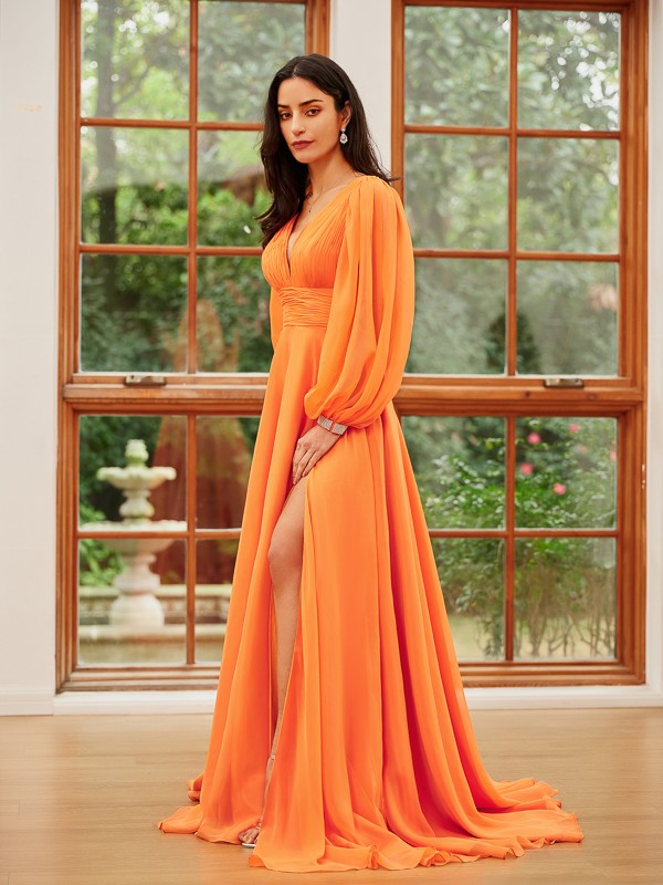 A-Linie/Princess-Linie 30D Chiffon Rüschen V-Ausschnitt Lange Ärmel Sweep/Pinsel zug Kleider