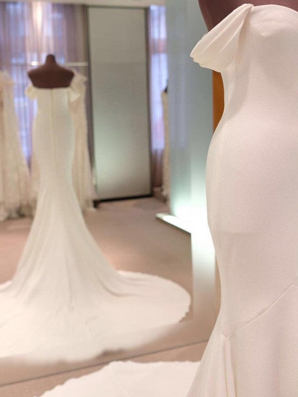 Sheath/Column Off-the-Shoulder Short Sleeves Court Train Spandex Wedding Dresses
