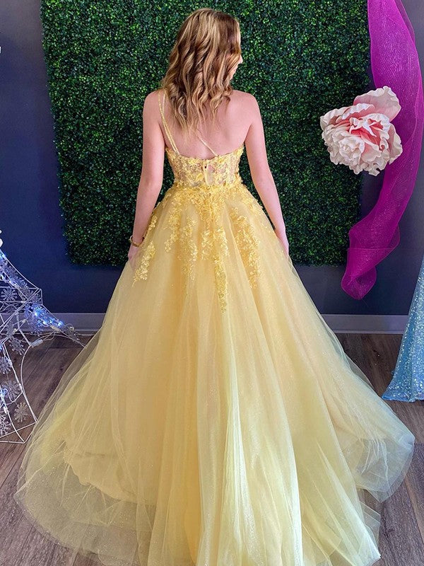 A-Linie/Princess-Linie Tüll Applikationen One-Shoulder-Träger Ärmellos Sweep/Pinsel zug Kleider
