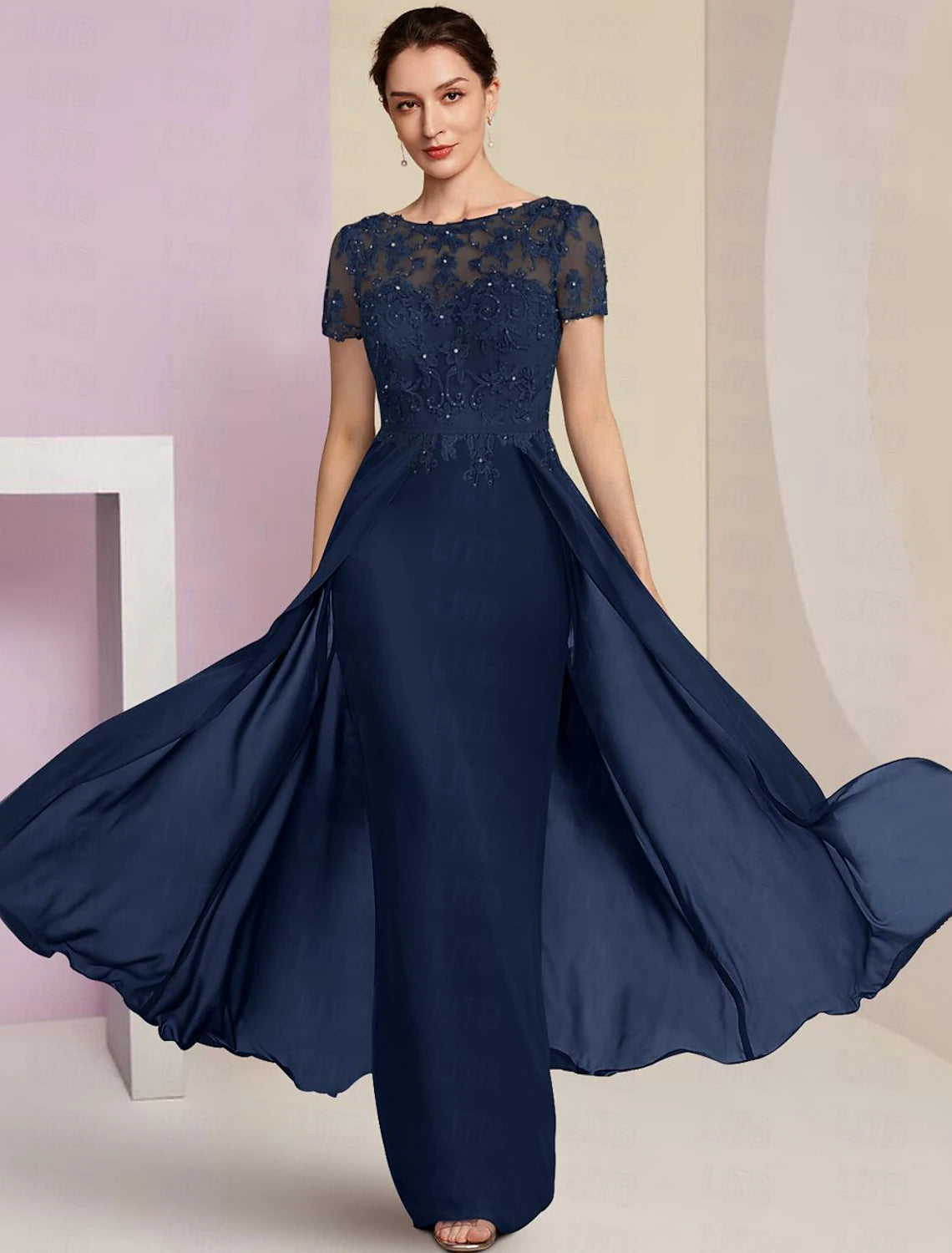 A-Linien-Kleid für die Mutter der Braut, formeller Hochzeitsgast, eleganter U-Boot-Ausschnitt, bodenlang, Chiffon, Spitze, kurze Ärmel, mit Spitzen-Perlenstickerei
