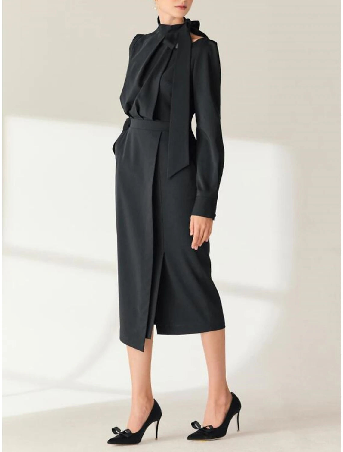 Vestido de Madre de la Novia con Corte en Columna, Elegante, para Invitadas de Boda, Pequeño, Cuello Alto, Largo hasta la Rodilla, Gasa Elástica, Manga Larga con Lazo(s), Abertura Delantera, Fruncido