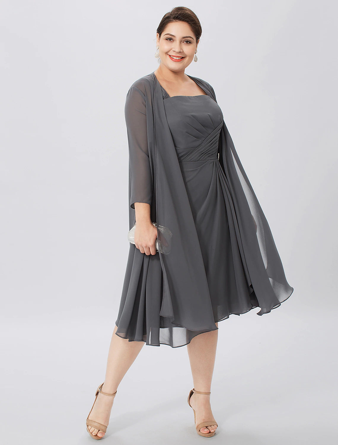 A-Line Mother of the Bride Dress Formal Plus Size Elegant Straps Knee Length Chiffon Sleeveless yes with Criss Cross Pleat