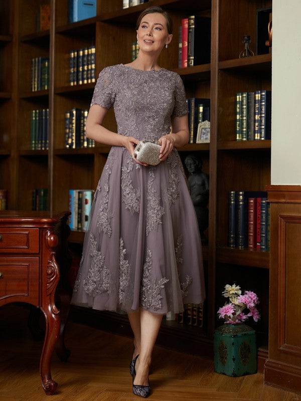 Vestidos de madre de la novia de corte A/princesa, de gasa, encaje, escote redondo, mangas cortas y largo hasta la rodilla