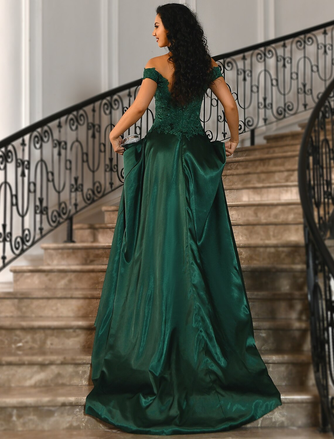 A-Linie, elegantes, hoch geschlitztes Ball- und Abendkleid, schulterfrei, kurze Ärmel, Schleppe/Pinselschleppe, Spitze mit Schlitzapplikationen