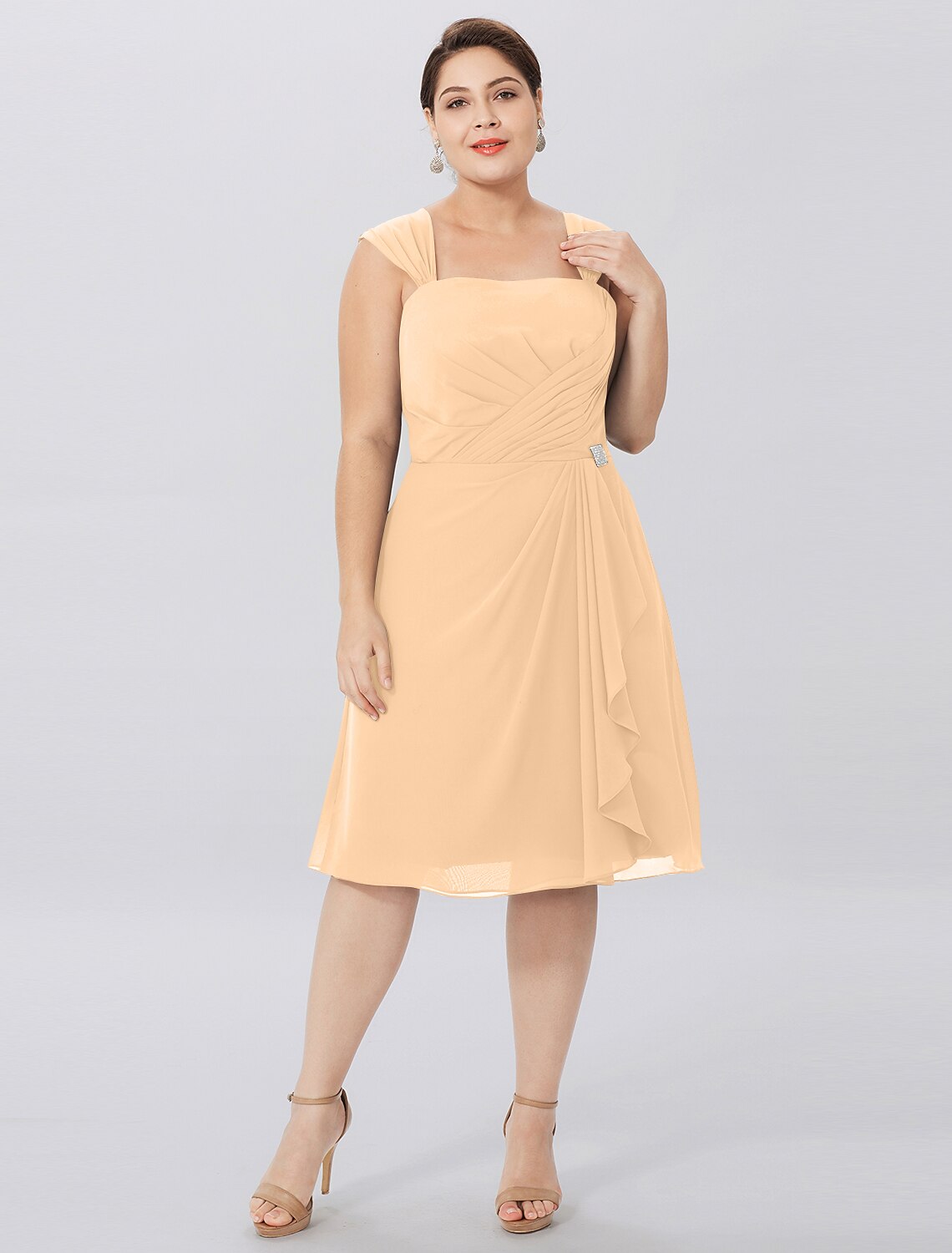 A-Line Mother of the Bride Dress Formal Plus Size Elegant Straps Knee Length Chiffon Sleeveless yes with Criss Cross Pleat