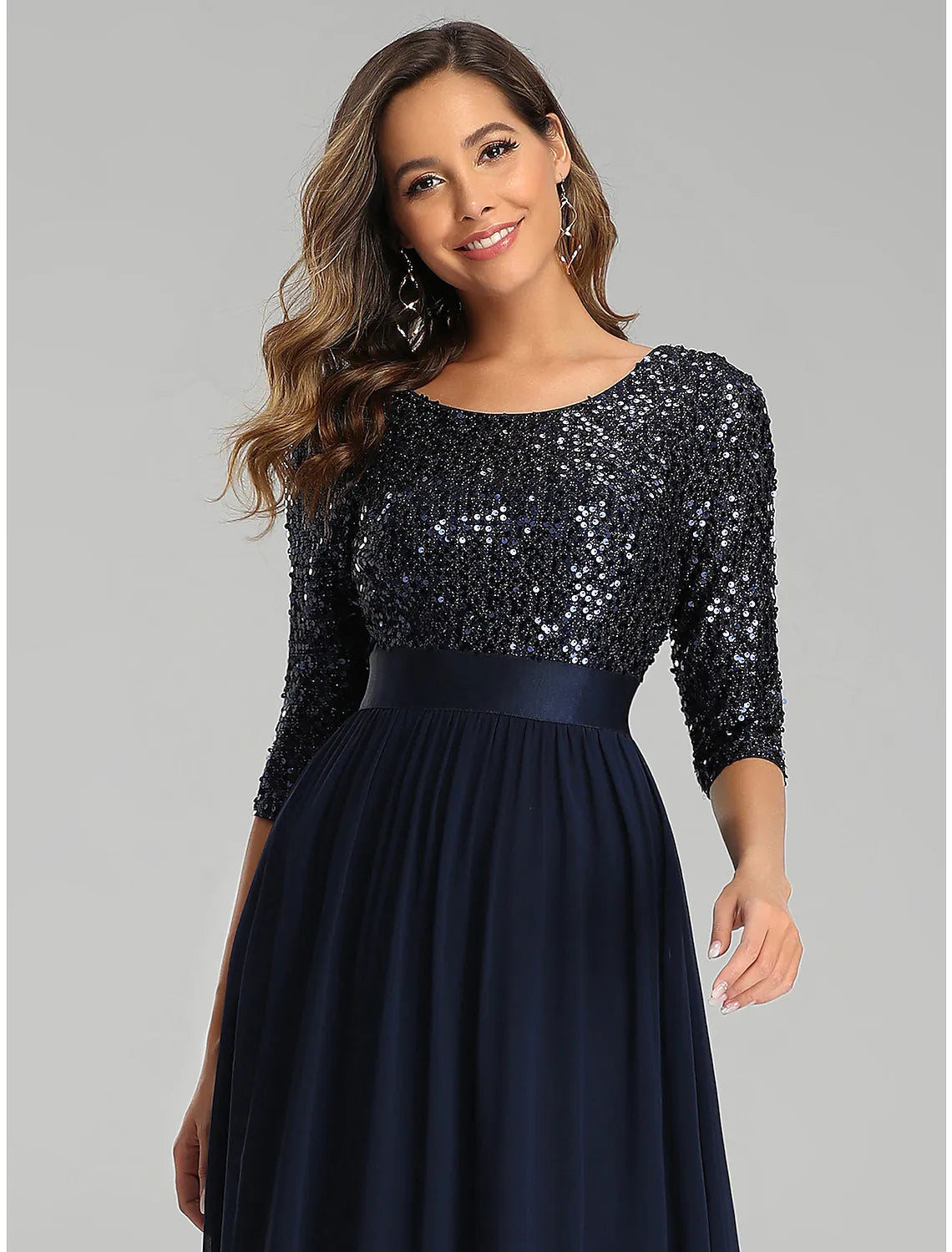 A-Linie Elegantes Hochzeitsgast-Abendkleid Lange Ärmel Bodenlang Tüll mit Pailletten