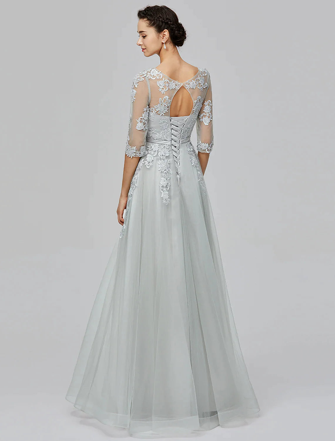 Vestido de novia de corte A, largo hasta el suelo, media manga, tul con apliques de lazo(s)