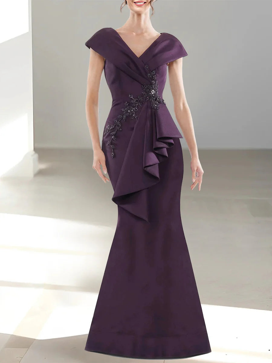 Vestidos de madre de la novia con escote en V y mangas cortas y corte sirena