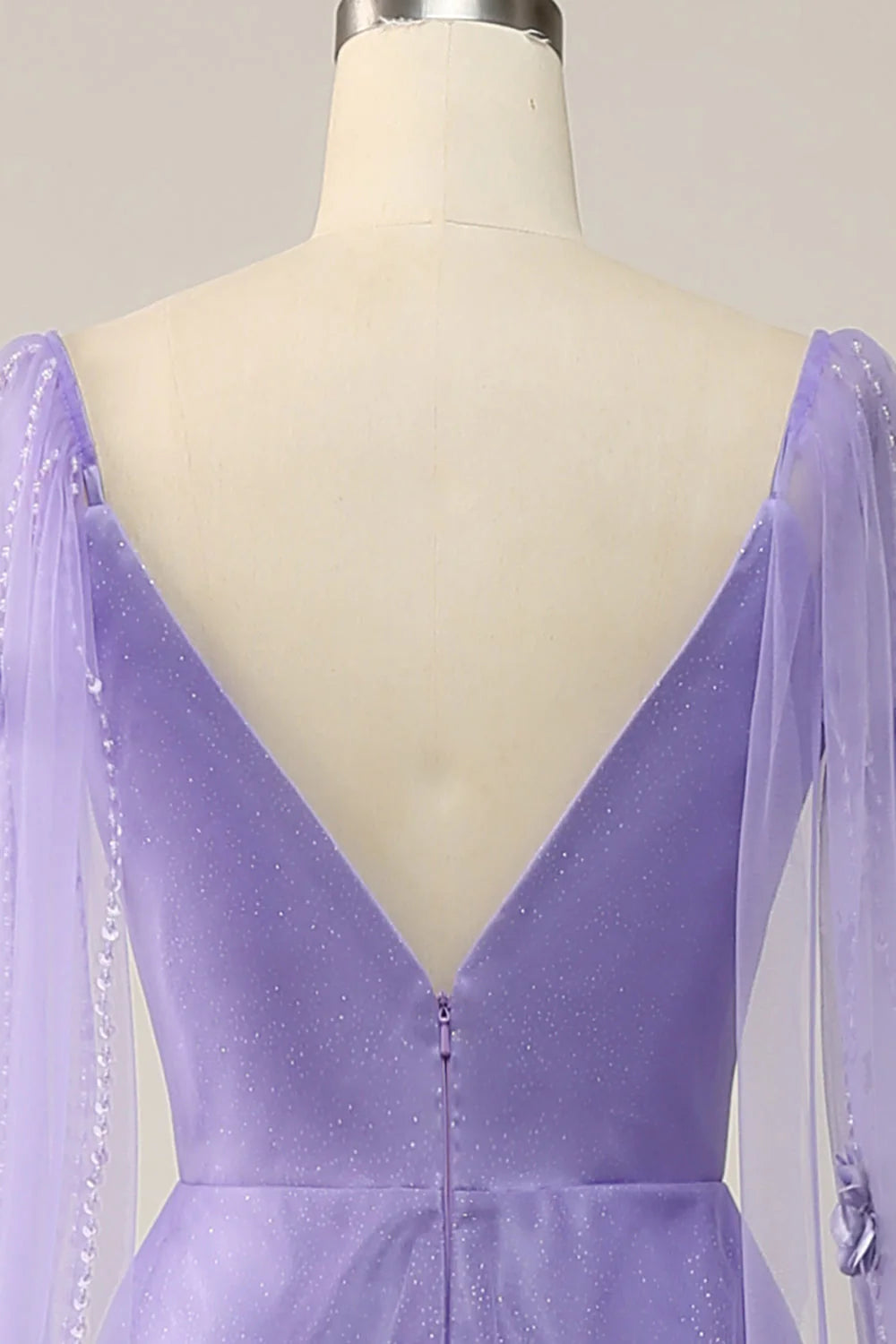 Vestido de fiesta morado con cola Watteau y flores 3D