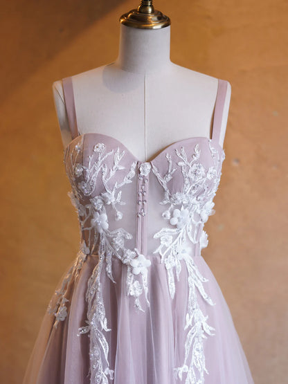 A-Linien-Ballkleid aus Tüll mit herzförmigem Ausschnitt und Schleppe