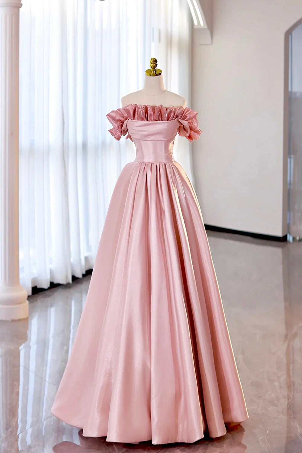 A-Linie trägerloses Satin langes Ballkleid Abendpartykleid