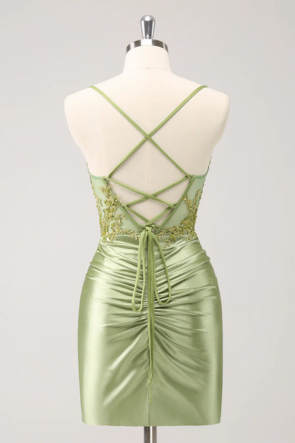 Sparkly Lace-Up Back Appliques Pleated Homecoming Dress
