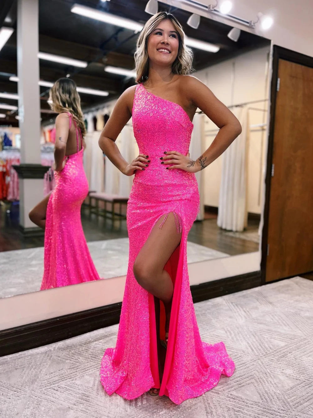 Vestido de fiesta de sirena con lentejuelas y borlas, de un solo hombro