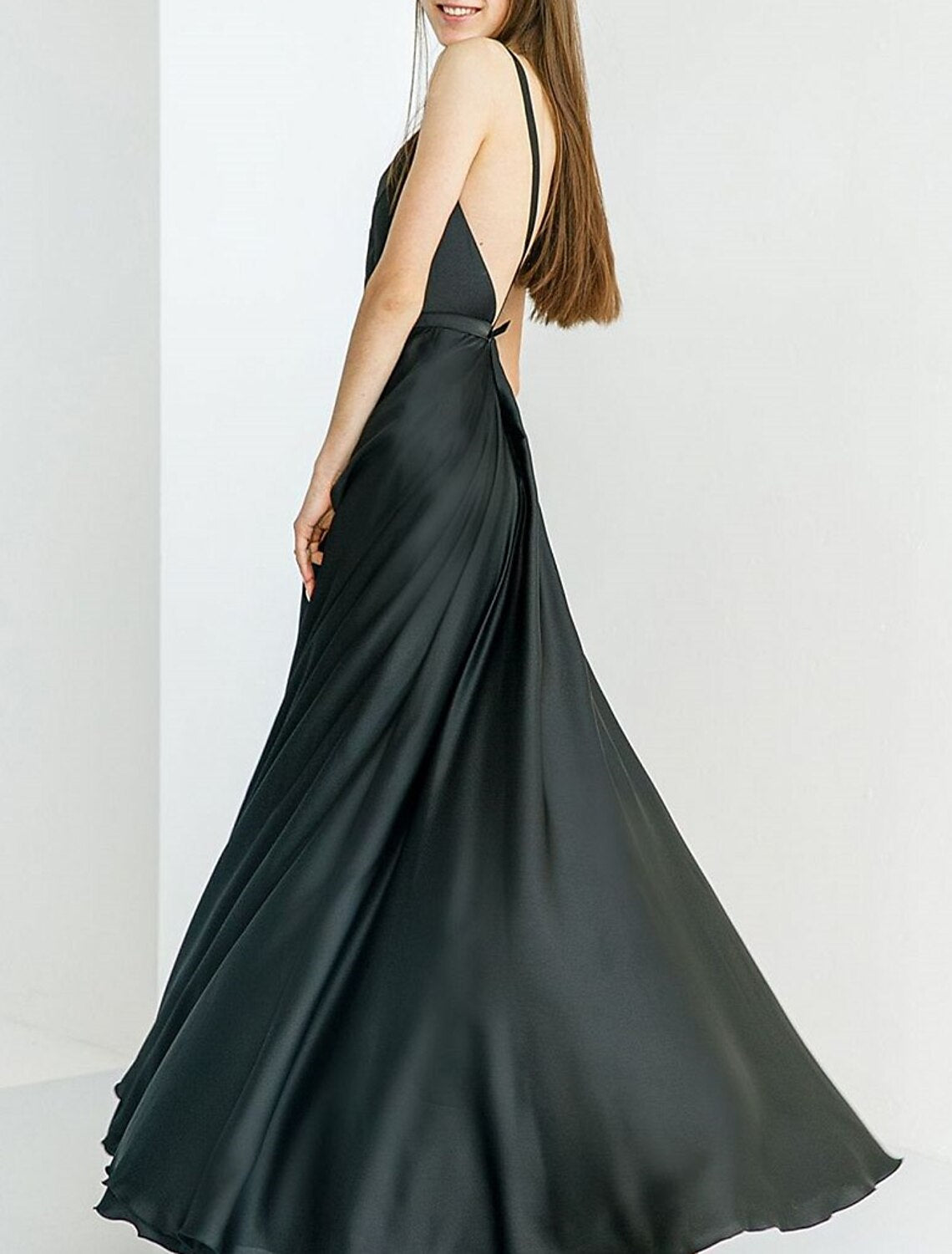 A-Line Bridesmaid Dress Spaghetti Strap Sleeveless Open Back Floor Length Stretch Satin with Split Front / Solid Color