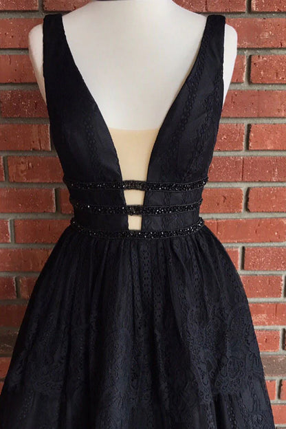 V neck lace short prom dress