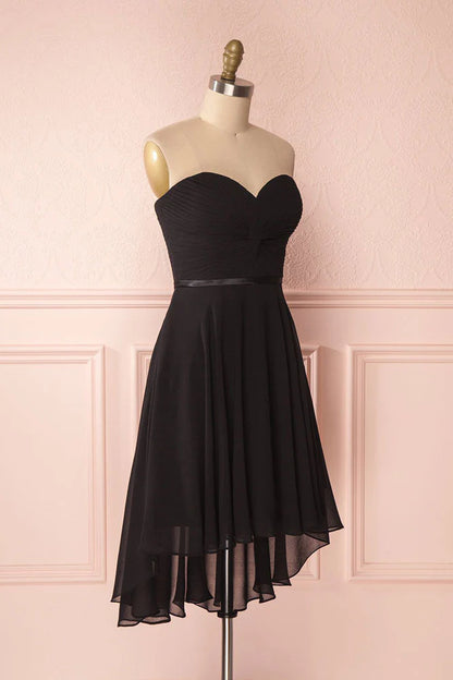 Simple sweetheart neck chiffon short prom dress