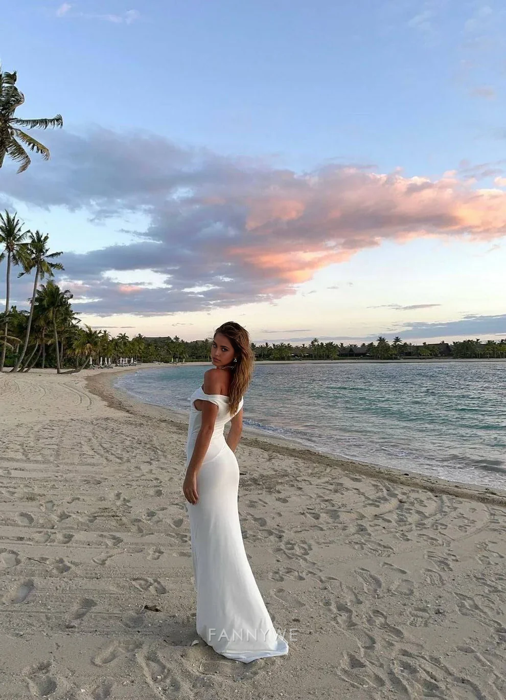 Mermaid Elegant Off Shoulder White Long formal dresses Bridesmaid Dresses evening gown Prom Dress