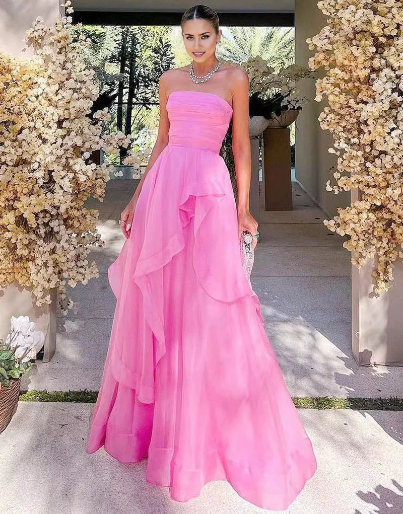 Vestido de fiesta de organza sin tirantes de corte A