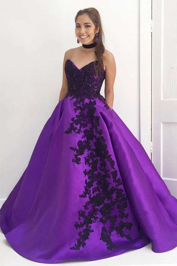 Sweetheart Purple Ball Gown Long Prom Dress with Black Appliques