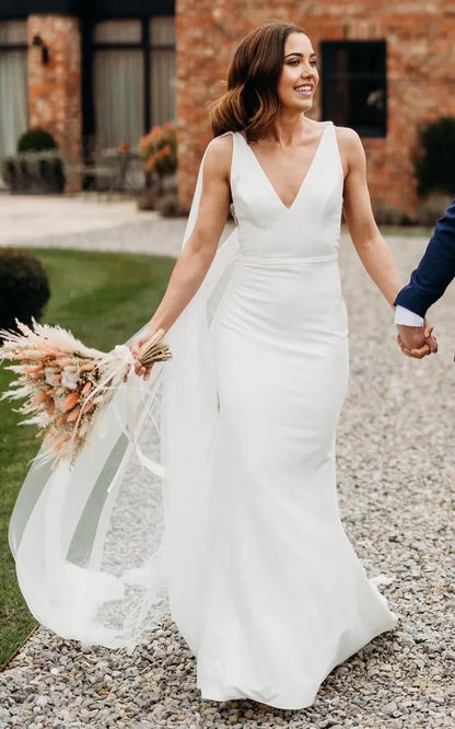 Simple Trumpet V-neck Sleeveless Wedding Dress for Women Floor-length with V Back Long Train