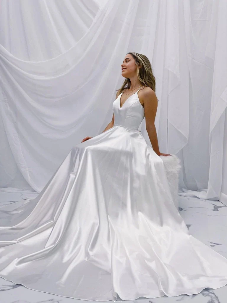 A-Linie, schlicht, V-Ausschnitt, weißer Satin, lange Ballkleider, rückenfrei, lange formelle Abendkleider, Brautkleider 